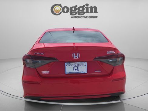 Used 2025 Honda Civic Sport Touring image 4