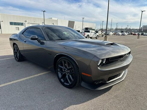 Used 2023 Dodge Challenger R/T w/ Blacktop Package image 8