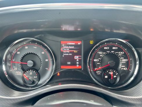 Used 2013 Dodge Charger SE image 13