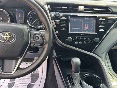 Used 2020 Toyota Camry LE FWD image 16