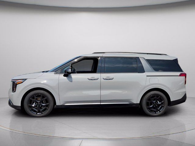 Certified 2026 Kia Carnival Hybrid FWD image 3