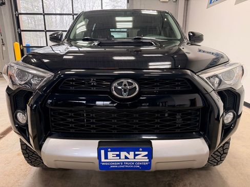 Used 2015 Toyota 4Runner Trail image 3
