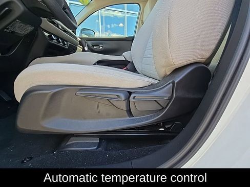 Certified 2023 Honda HR-V LX image 12