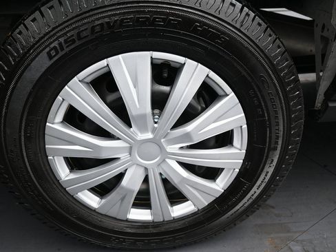 Used 2024 Ford Transit 350 XLT image 31