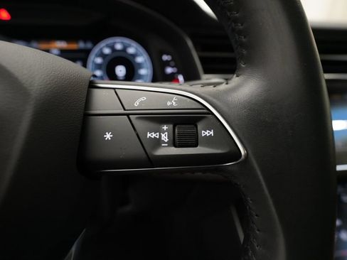 Used 2020 Audi Q7 3.0T Premium AWD/4WD image 19