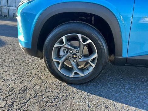 Certified 2026 Chevrolet Trax LT image 9