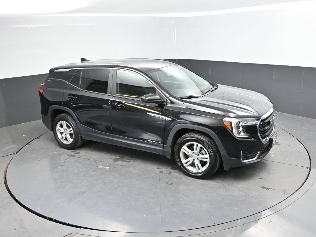 Used 2024 GMC Terrain SLE AWD/4WD image 22