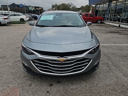 Used 2024 Chevrolet Malibu LT image 2