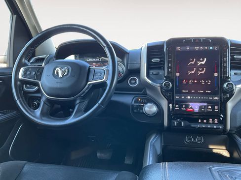 Used 2022 RAM 1500 Laramie AWD/4WD image 14