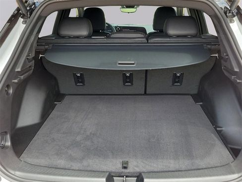 New 2025 Chevrolet Equinox EV RS w/ Convenience Package II image 11