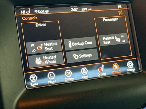 Used 2019 Jeep Grand Cherokee Laredo AWD/4WD image 20