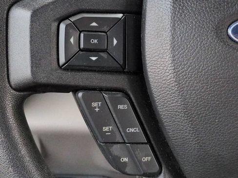 Used 2018 Ford F150 XLT AWD/4WD image 23