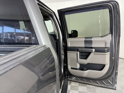 Used 2015 Ford F150 XLT w/ Equipment Group 302A Luxury image 26