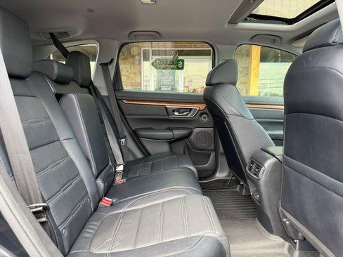 Used 2018 Honda CR-V Touring image 21
