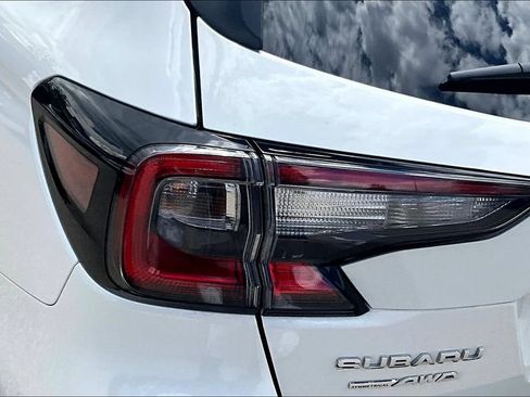 Certified 2025 Subaru Outback Limited w/ Tech Package 3 AWD/4WD image 20