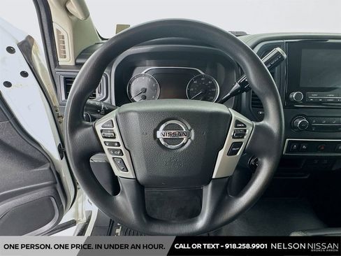 Used 2021 Nissan Titan S AWD/4WD image 11