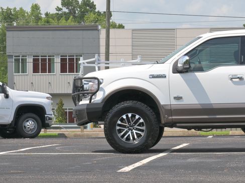 Used 2020 Ford F150 King Ranch w/ Equipment Group 601A Luxury AWD/4WD image 5