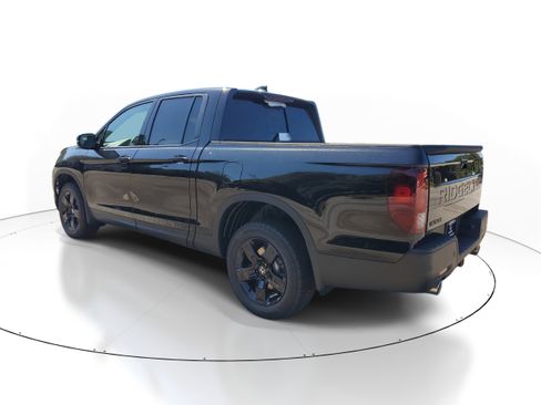 New 2026 Honda Ridgeline Black Edition image 4