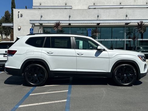 New 2026 Volkswagen Atlas SE AWD/4WD image 4