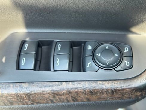 Used 2020 GMC Acadia Denali AWD/4WD image 23