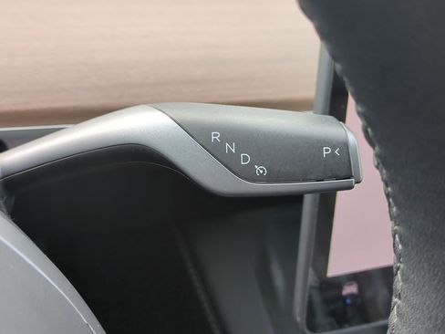 Used 2023 Tesla Model 3 Standard Range RWD image 16