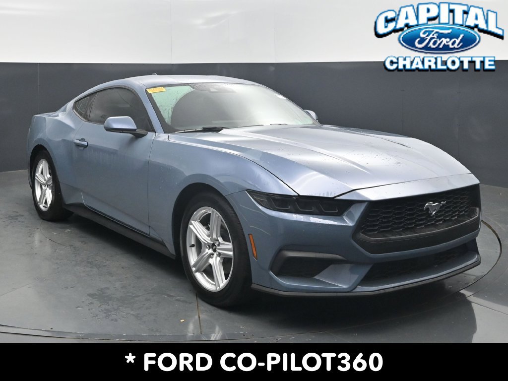 Used 2026 Ford Mustang Coupe RWD image 3