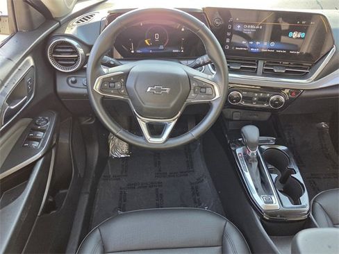 Certified 2025 Chevrolet Trax ACTIV w/ Driver Confidence Package image 14