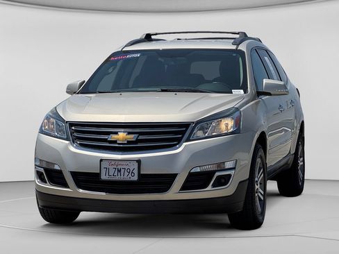 Used 2015 Chevrolet Traverse LT FWD image 6