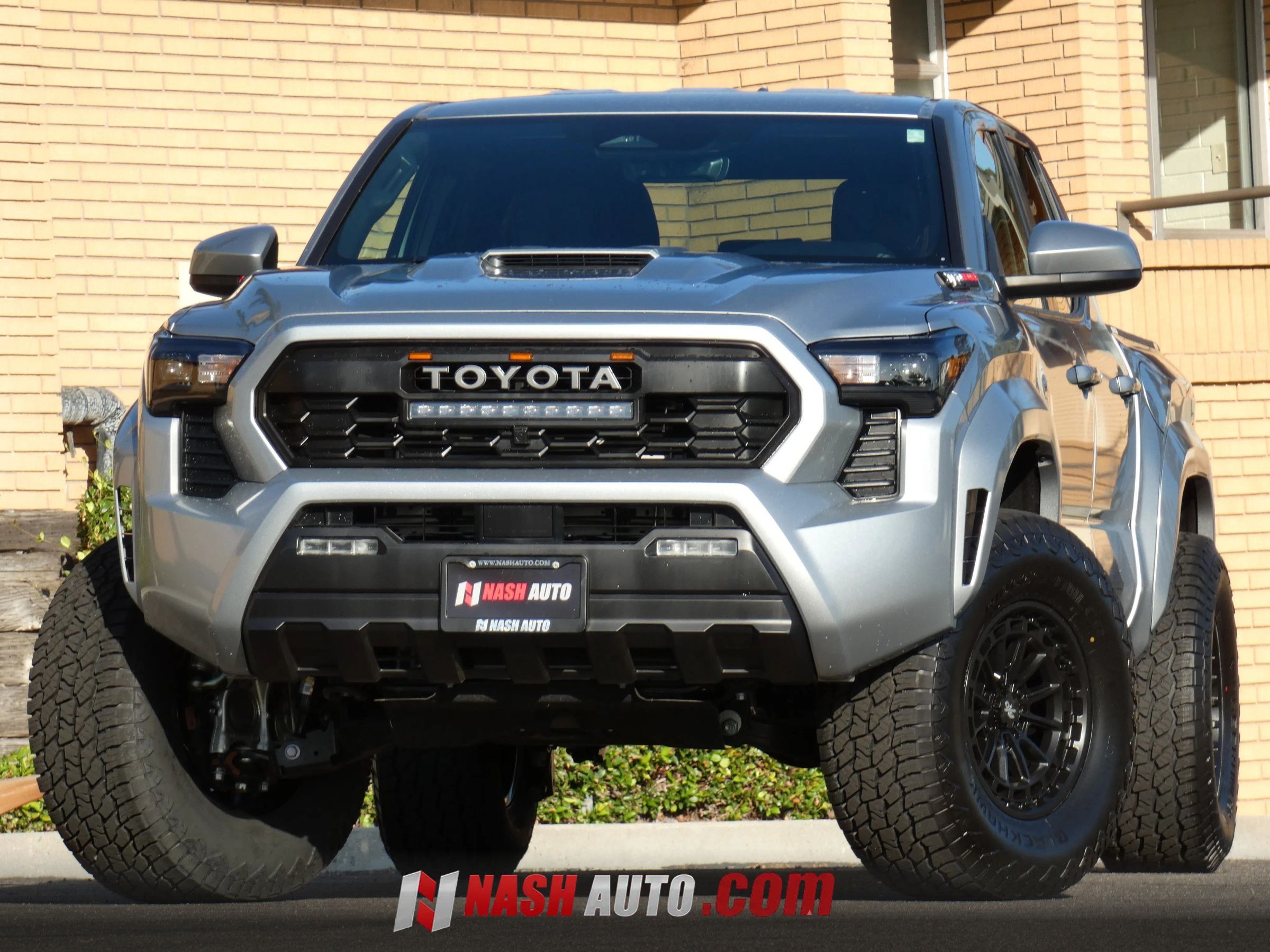 Used 2026 Toyota Tacoma TRD Sport RWD image 4