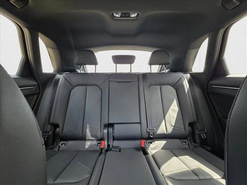 New 2025 Audi Q3 2.0T Premium w/ Convenience Package image 15