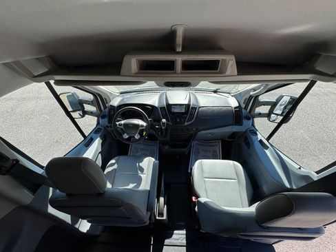 Used 2019 Ford Transit 350 XL image 17