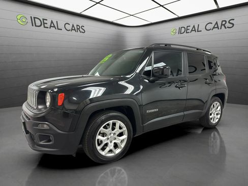 Used 2018 Jeep Renegade Latitude w/ Popular Equipment Group FWD image 1