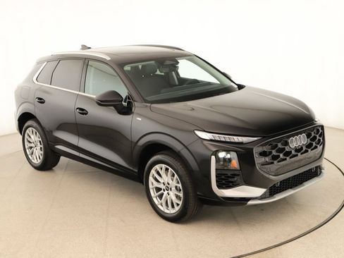 New 2026 Audi Q3 quattro 2.0T AWD/4WD image 32