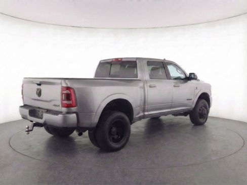 Used 2020 RAM 3500 Laramie image 7