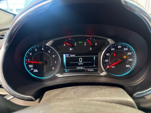 Used 2018 Chevrolet Malibu LT FWD image 23