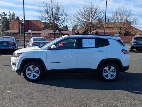 Used 2017 Jeep Compass Latitude w/ Popular Equipment Group image 2