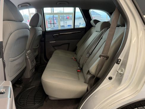 Used 2010 Hyundai Santa Fe GLS image 21