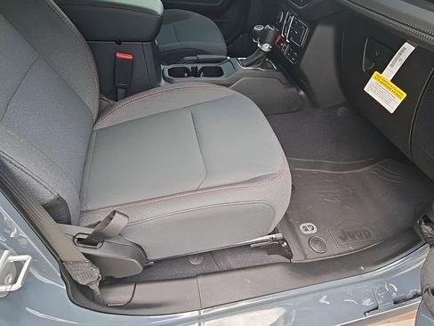 New 2025 Jeep Gladiator Rubicon w/ Safety Group image 36