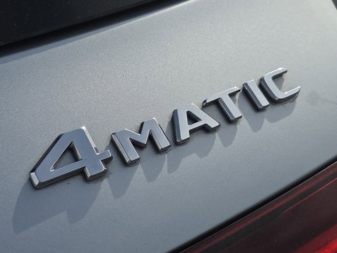 Used 2024 Mercedes-Benz GLE 350 4MATIC image 17