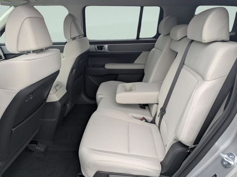 New 2026 Hyundai Santa Fe SE FWD image 12
