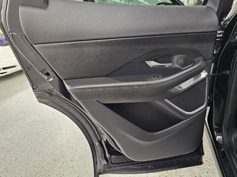 Used 2020 Jaguar E-PACE SE image 27