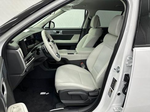 New 2026 Hyundai Santa Fe SE image 9