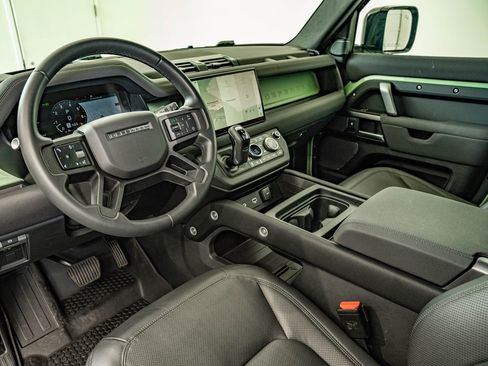 Used 2023 Land Rover Defender 110 75th Limited Edition AWD/4WD image 30