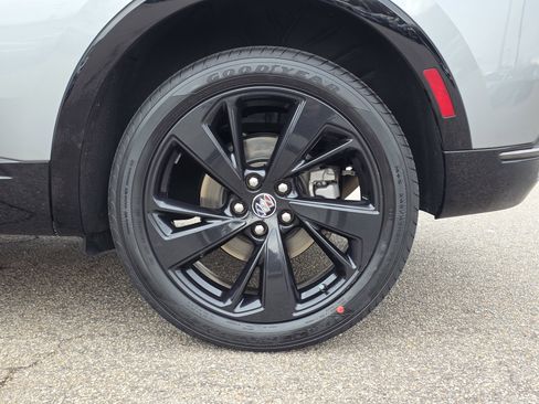 Used 2023 Buick Envision Preferred image 40