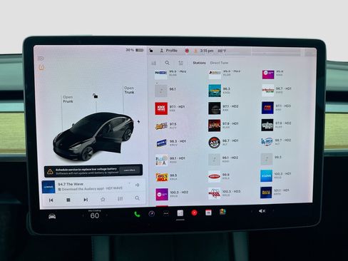 Used 2021 Tesla Model 3 Standard Range Plus image 11