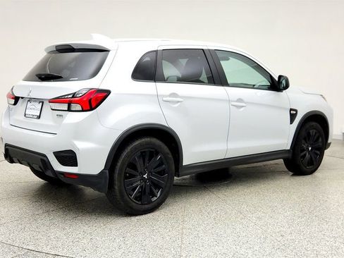 Used 2024 Mitsubishi Outlander Sport LE image 5