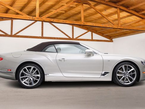 Used 2022 Bentley Continental GT AWD/4WD image 6