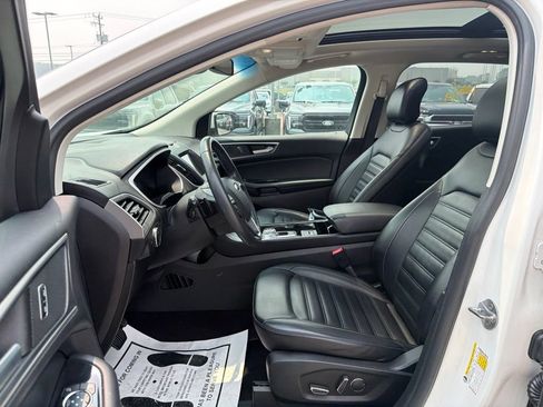 Used 2019 Ford Edge SEL w/ Equipment Group 201A AWD/4WD image 12
