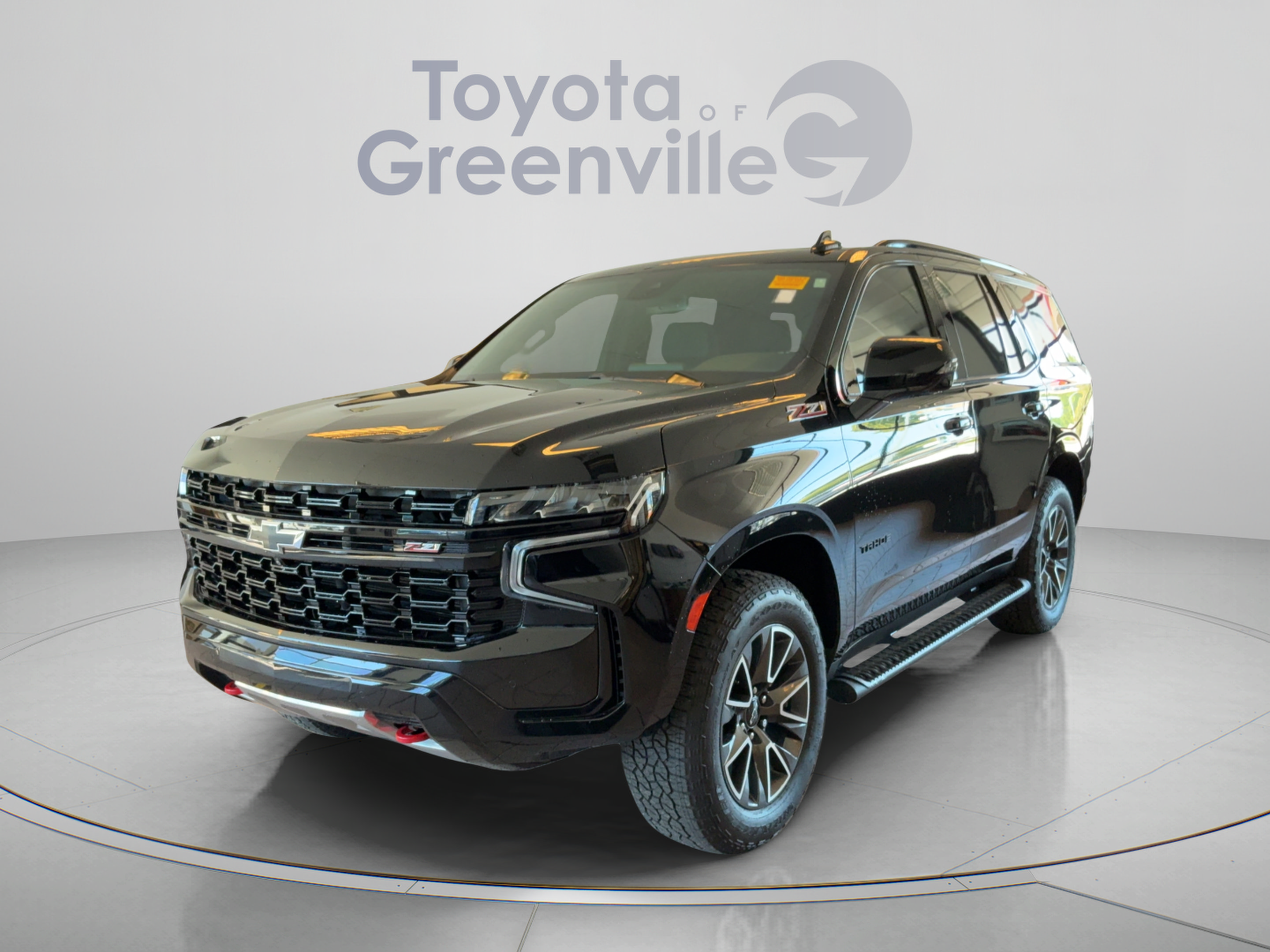 Used 2023 Chevrolet Tahoe Z71 w/ Luxury Package AWD/4WD image 1