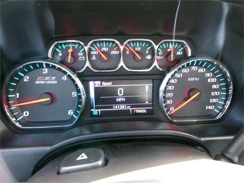 Used 2018 Chevrolet Silverado 1500 LT w/ All Star Edition image 19